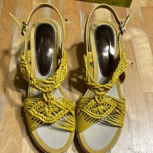 Ladies baretraps Tiffany rope wedge shoes